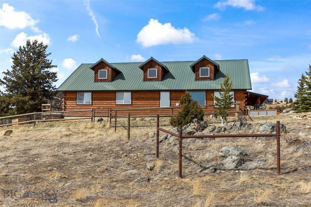 3 Bedroom Single Family Home/House's Image 57