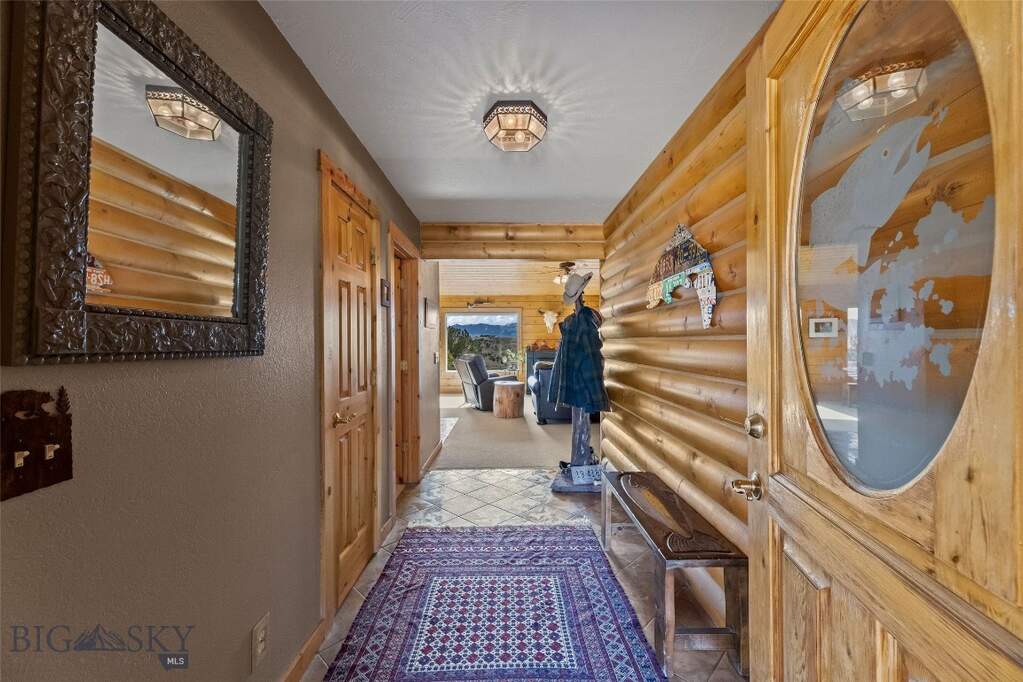3 Bedroom Single Family Home/House's Image 3
