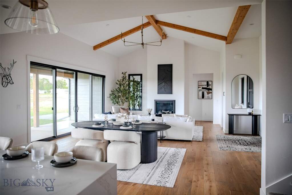 4 Bedroom Single Family Home/House's Image 18