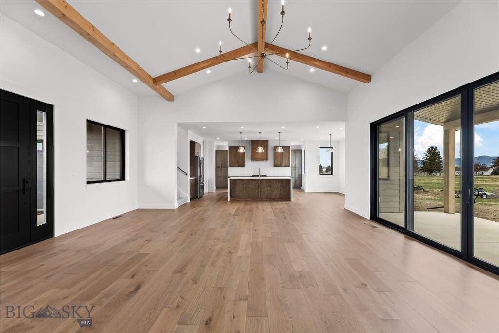 4 Bedroom Single Family Home/House's Image 23
