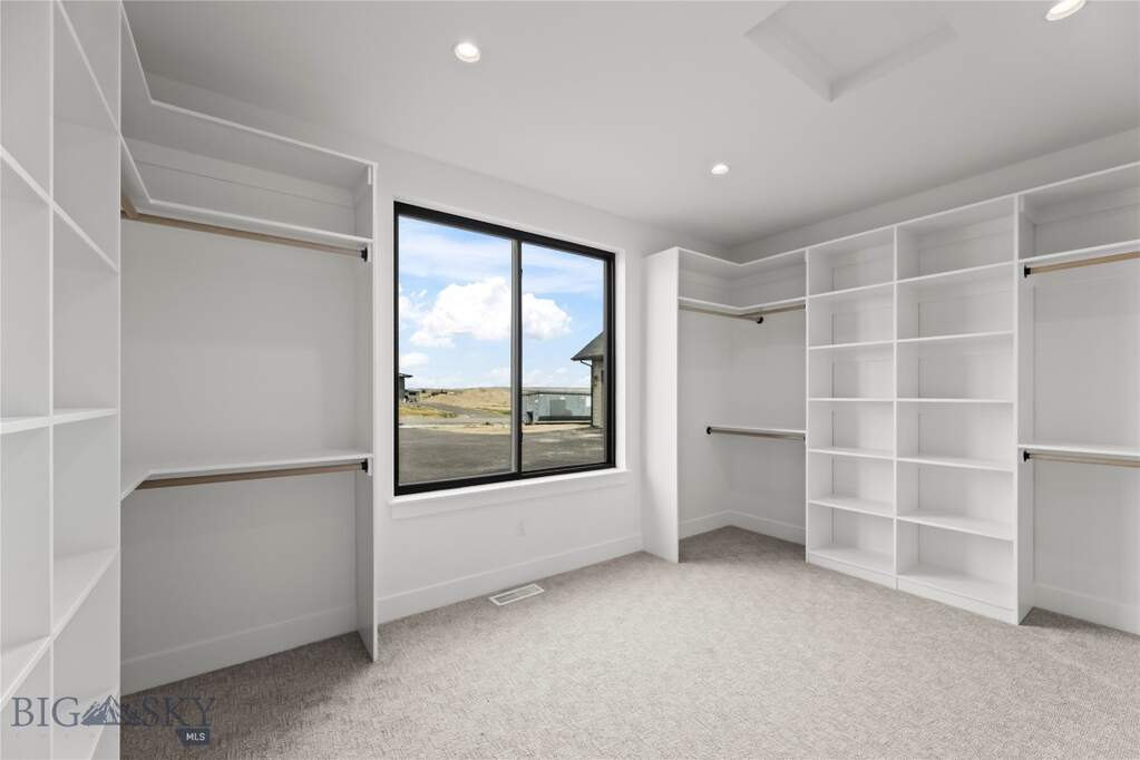 4 Bedroom Single Family Home/House's Image 36