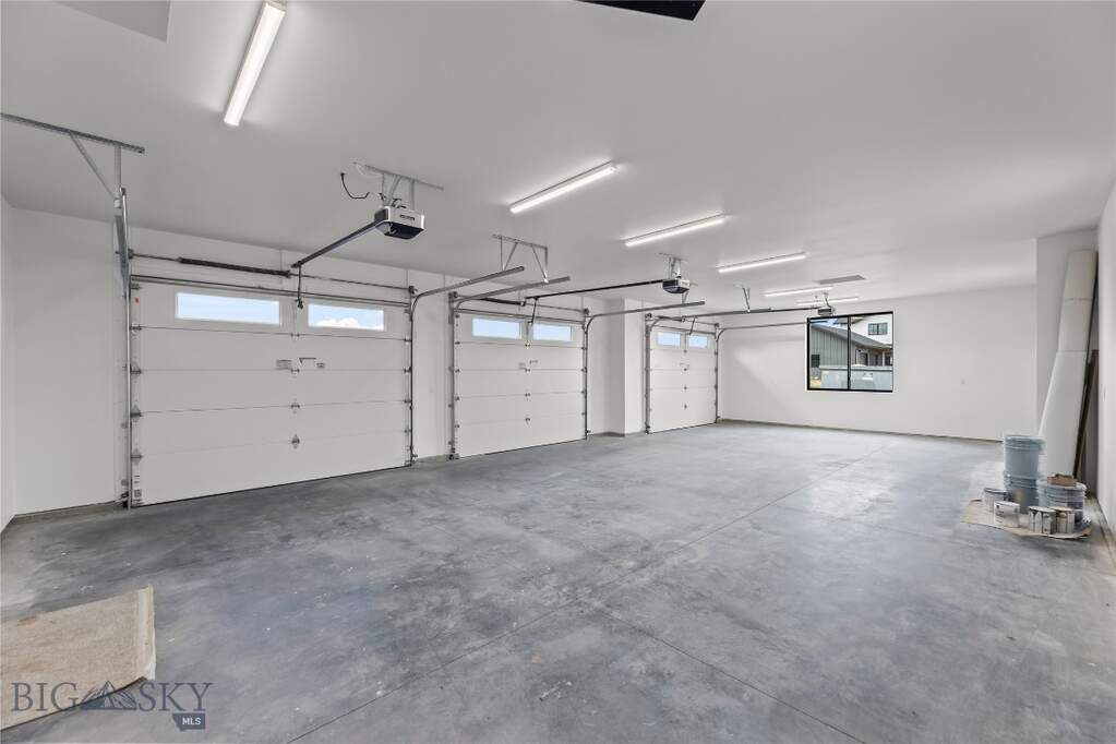 4 Bedroom Single Family Home/House's Image 61