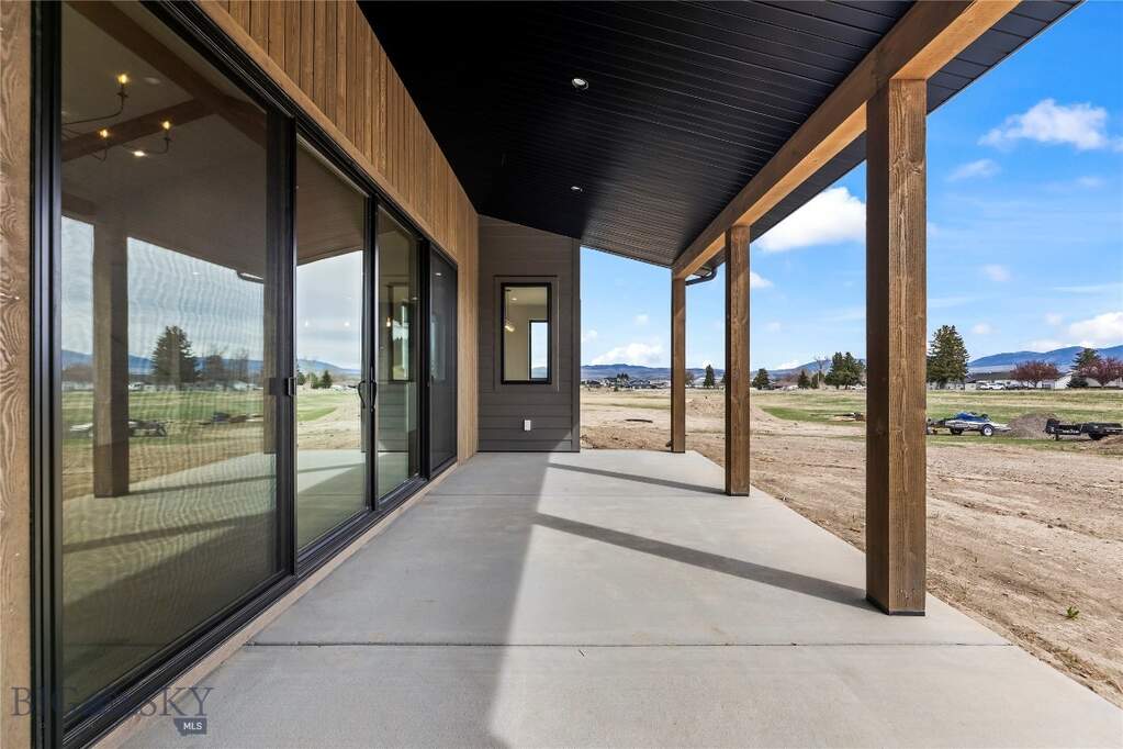 4 Bedroom Single Family Home/House's Image 62