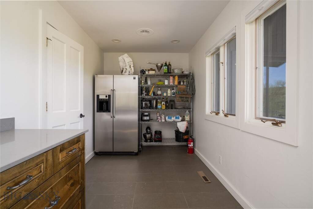 5 Bedroom Single Family Home/House's Image 33