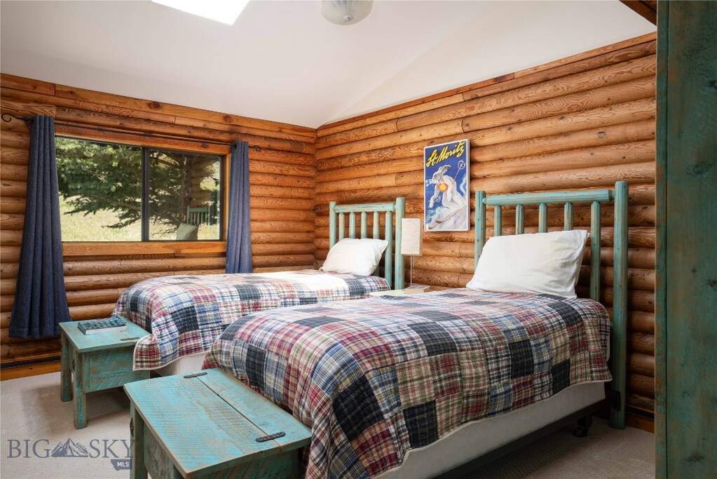 5 Bedroom Single Family Home/House's Image 44