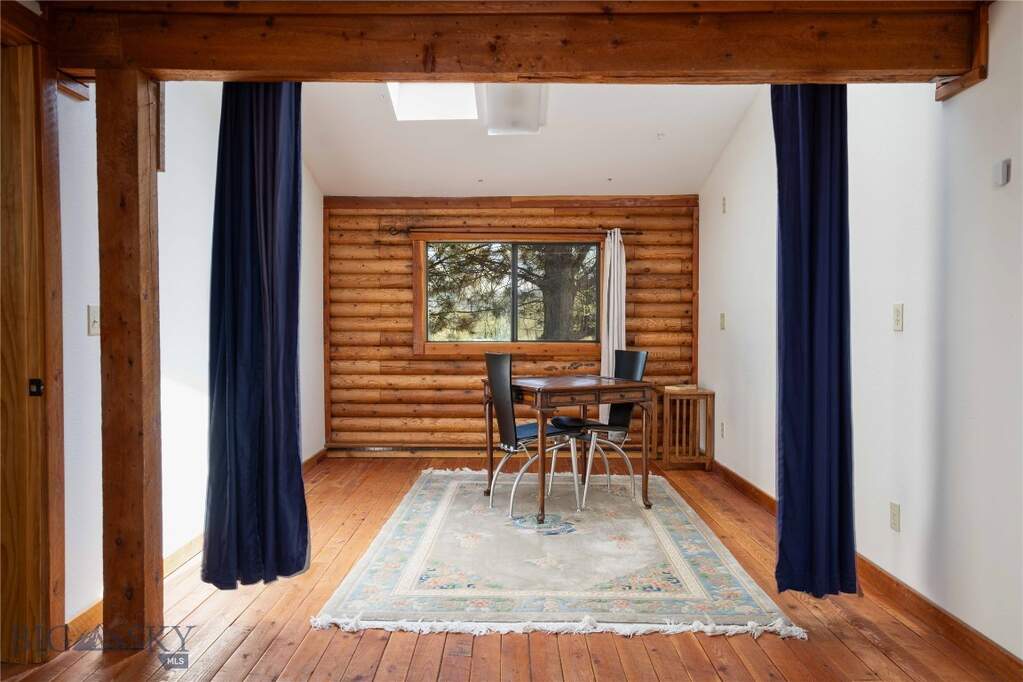 5 Bedroom Single Family Home/House's Image 49