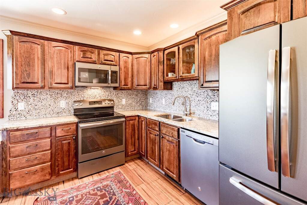 3 Bedroom Single Family Home/House's Image 8