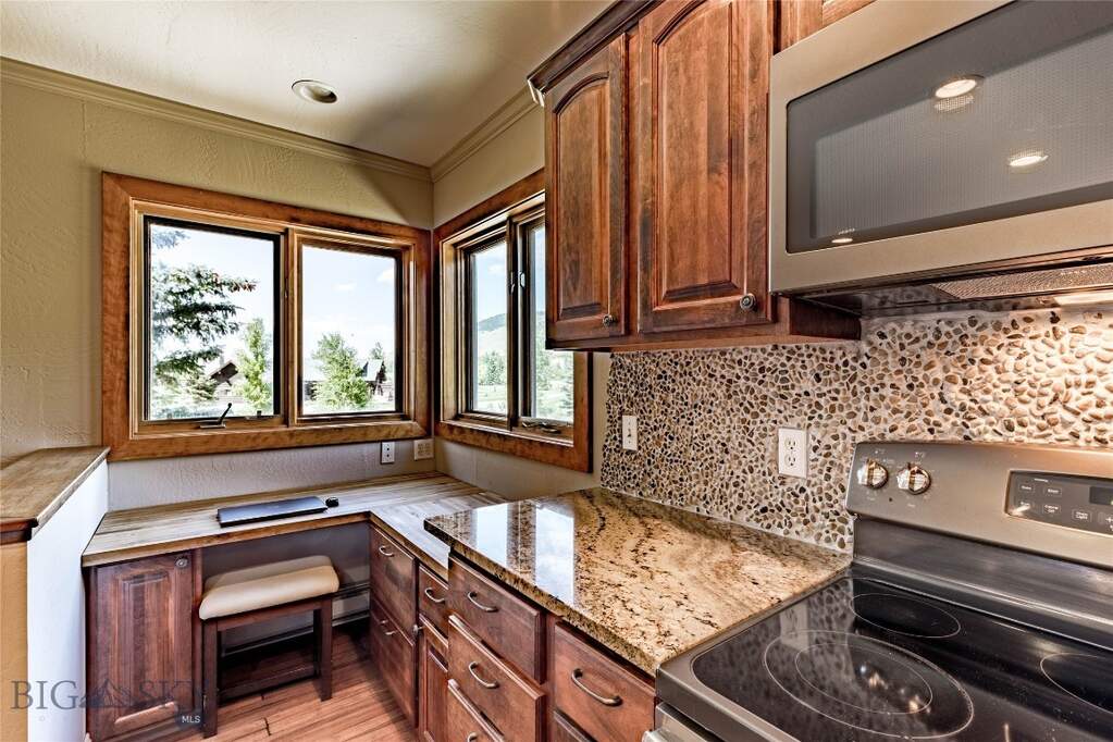 3 Bedroom Single Family Home/House's Image 11