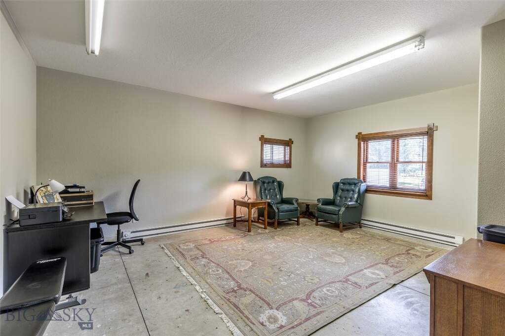3 Bedroom Single Family Home/House's Image 28