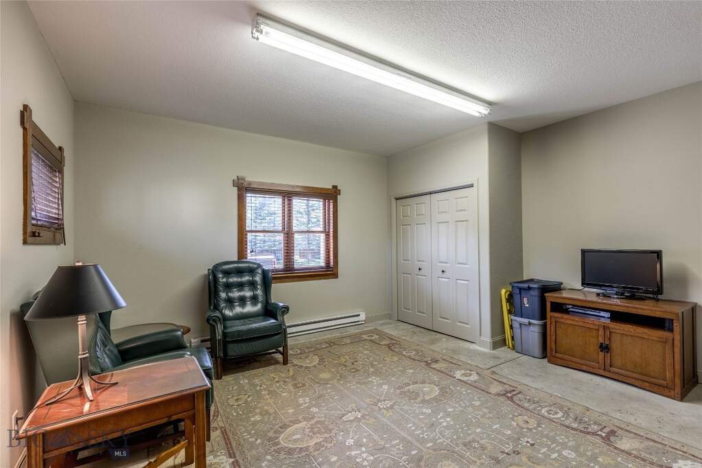 3 Bedroom Single Family Home/House's Image 29