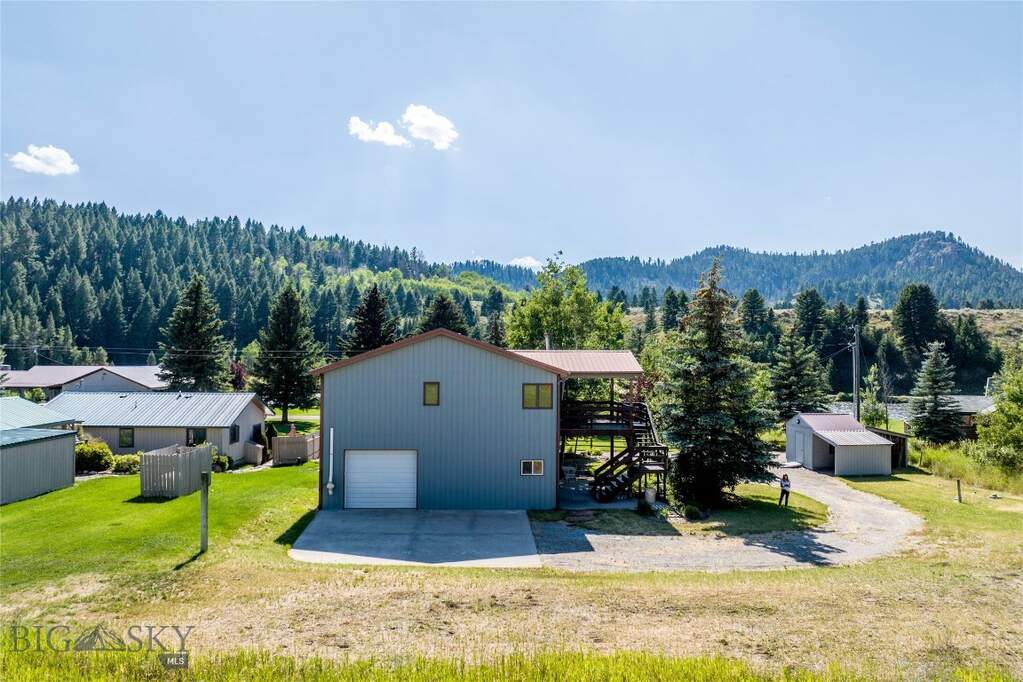 3 Bedroom Single Family Home/House's Image 39