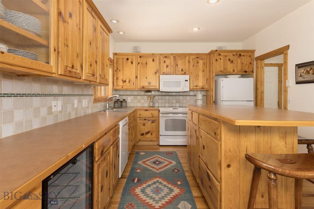 4 Bedroom Single Family Home/House's Image 13