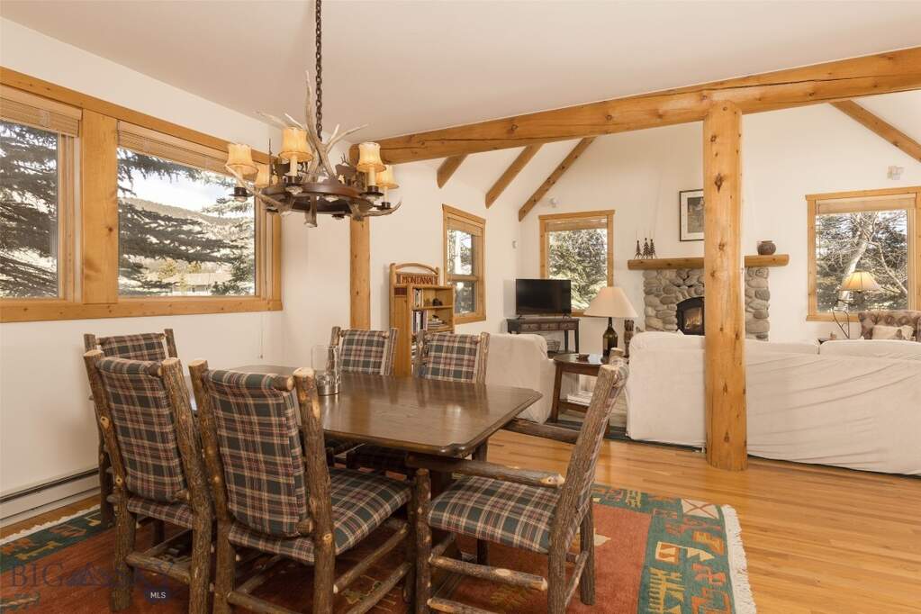4 Bedroom Single Family Home/House's Image 16