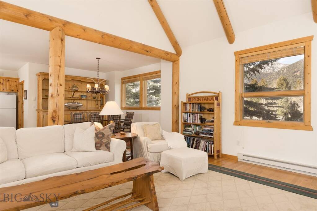4 Bedroom Single Family Home/House's Image 19