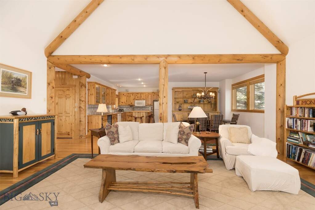 4 Bedroom Single Family Home/House's Image 21