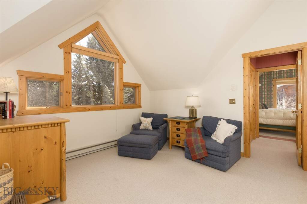 4 Bedroom Single Family Home/House's Image 22
