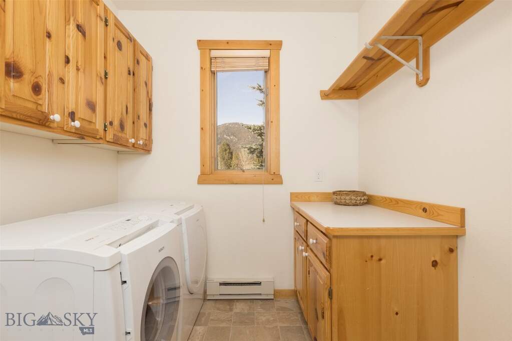 4 Bedroom Single Family Home/House's Image 33