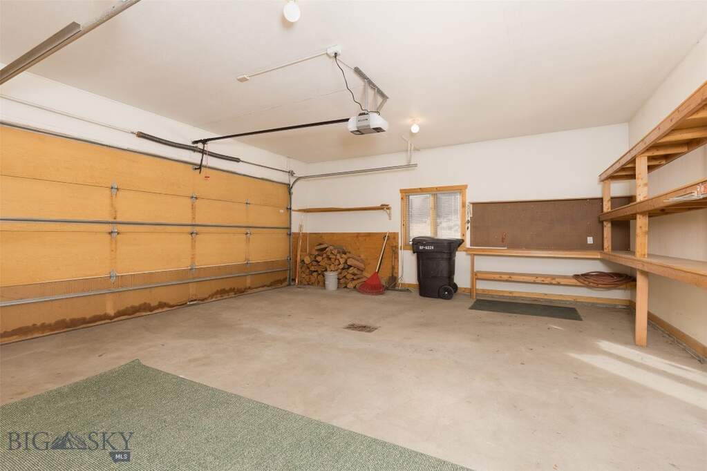 4 Bedroom Single Family Home/House's Image 34