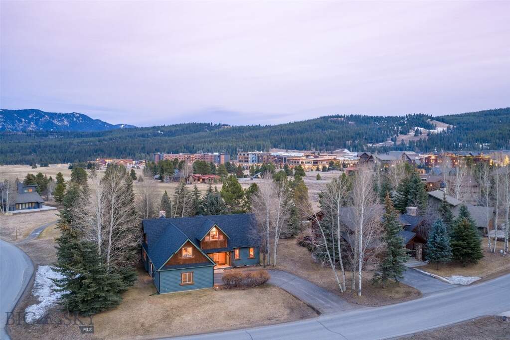 4 Bedroom Single Family Home/House's Image 45