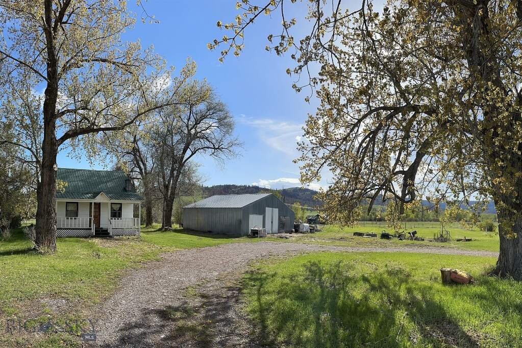 3 Bedroom Single Family Home/House's Image 14