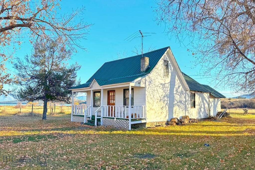 3 Bedroom Single Family Home/House's Image 16
