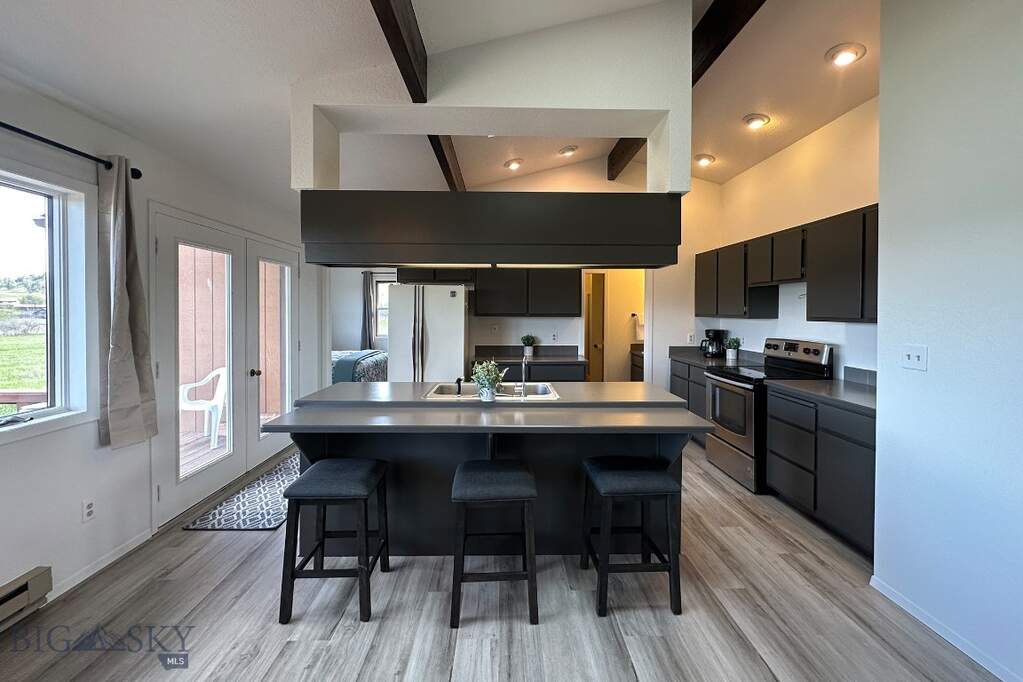 3 Bedroom Single Family Home/House's Image 46