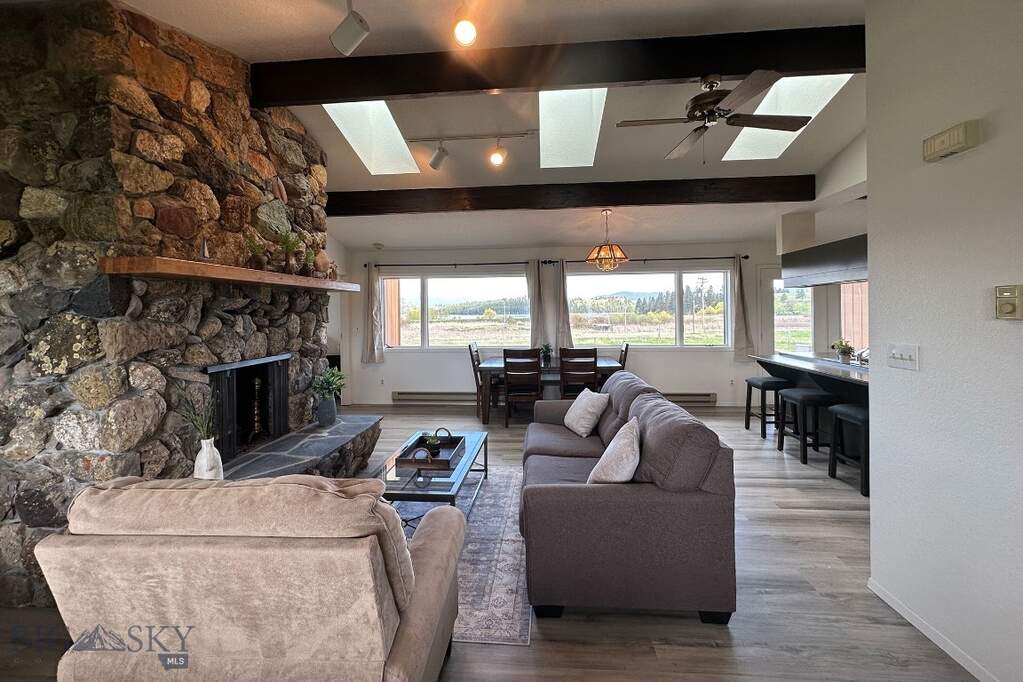 3 Bedroom Single Family Home/House's Image 48