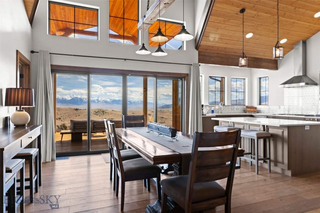 3 Bedroom Single Family Home/House's Image 27