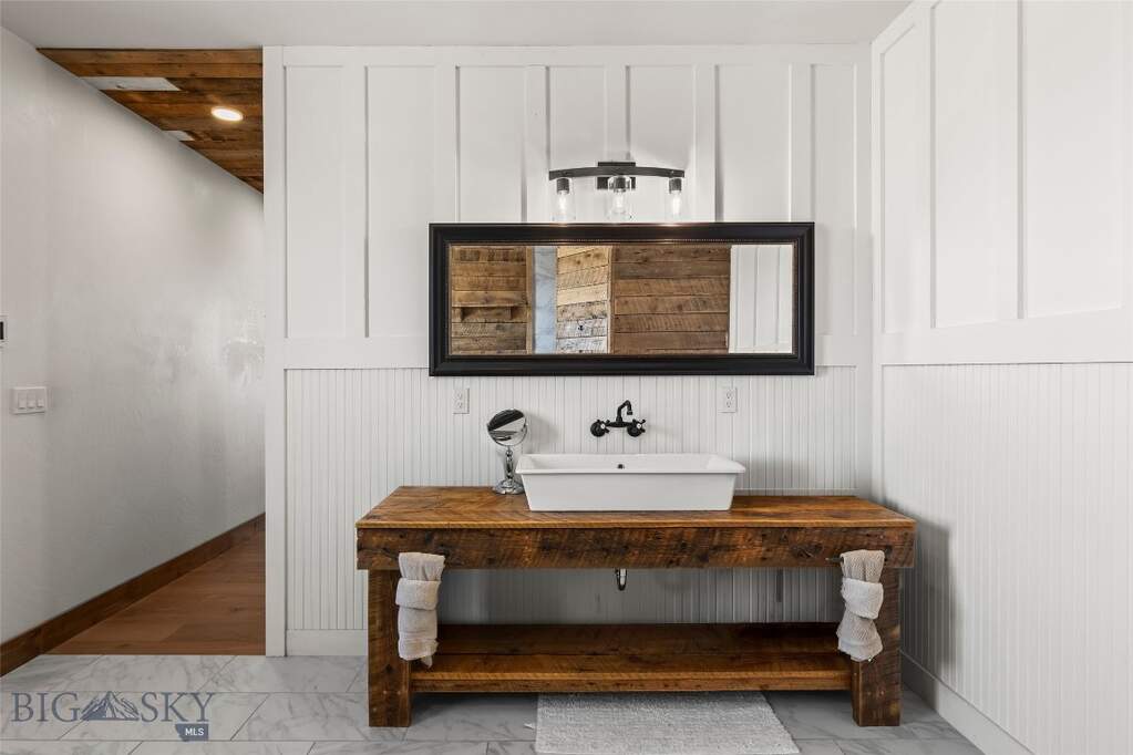 3 Bedroom Single Family Home/House's Image 34