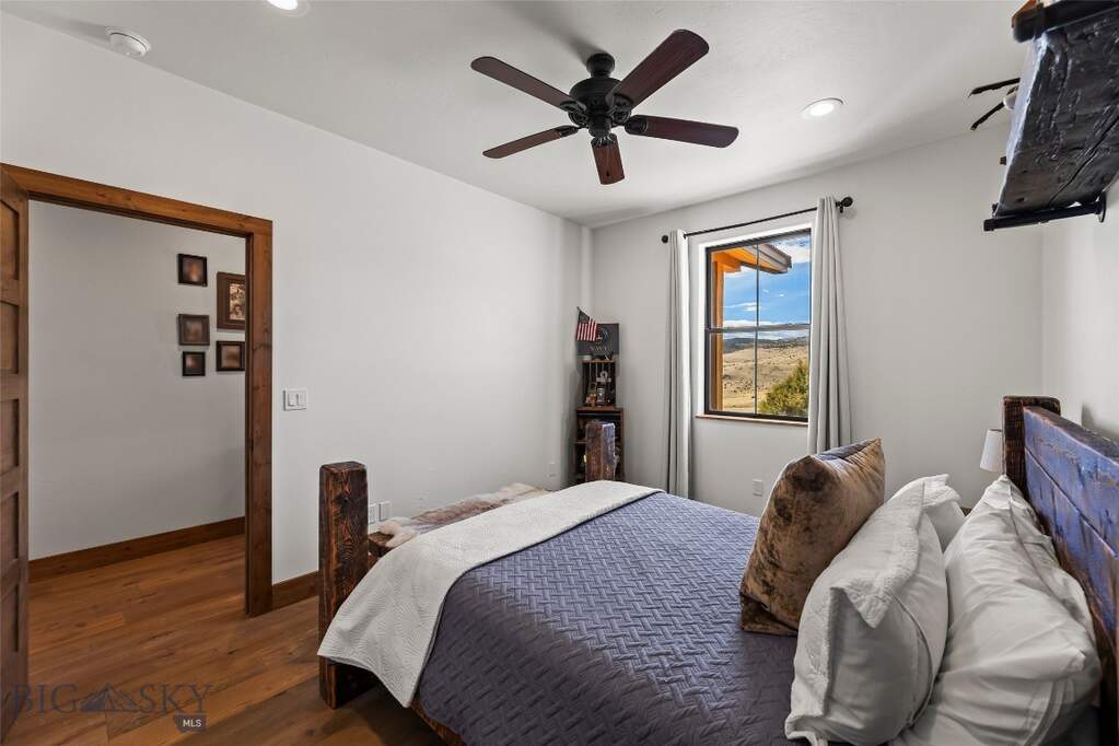 3 Bedroom Single Family Home/House's Image 39