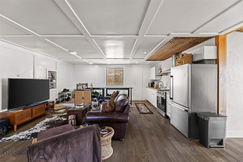 3 Bedroom Single Family Home/House's Image 55