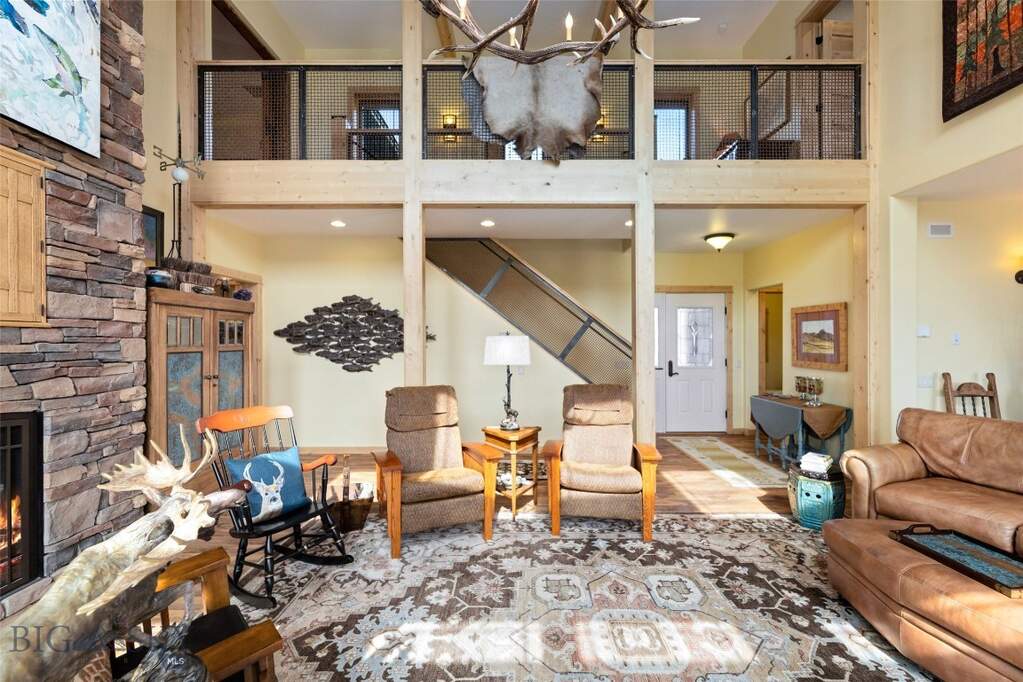 4 Bedroom Single Family Home/House's Image 7