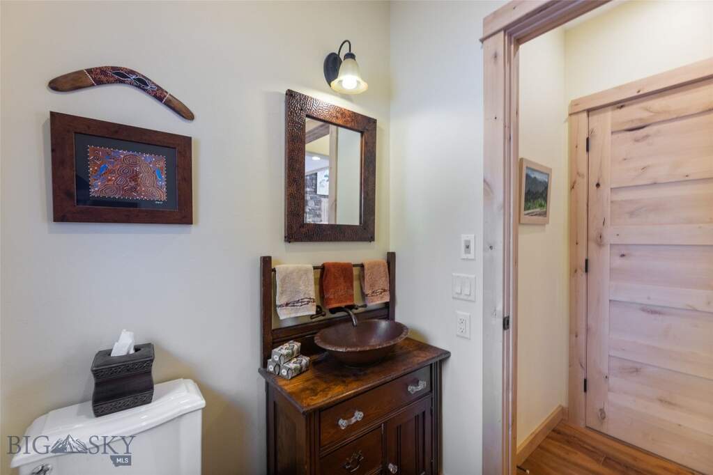 4 Bedroom Single Family Home/House's Image 11