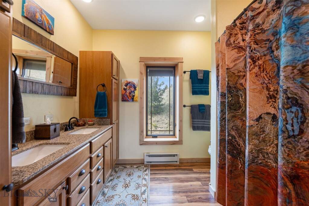4 Bedroom Single Family Home/House's Image 50