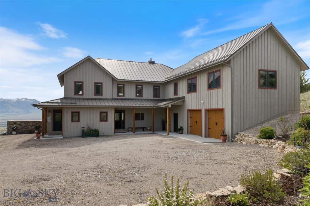 4 Bedroom Single Family Home/House's Image 64