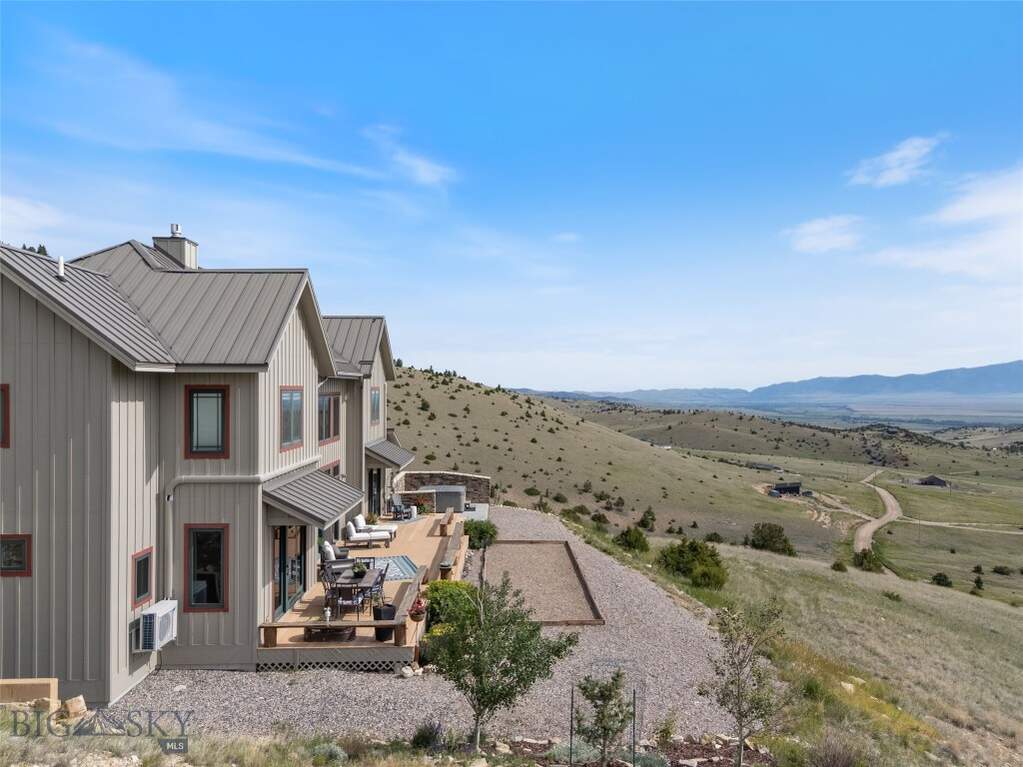 4 Bedroom Single Family Home/House's Image 90