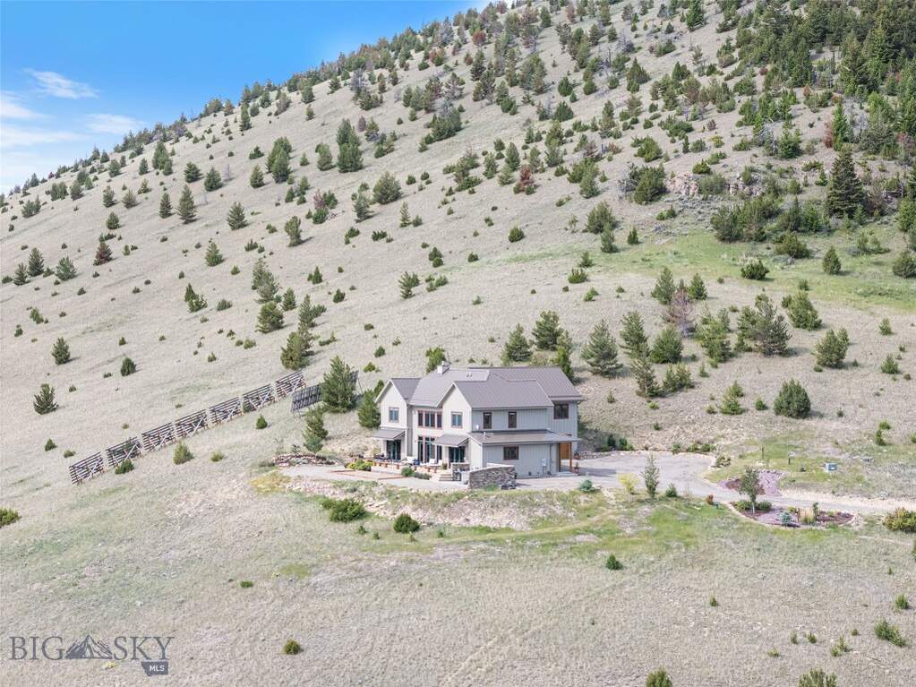 4 Bedroom Single Family Home/House's Image 93