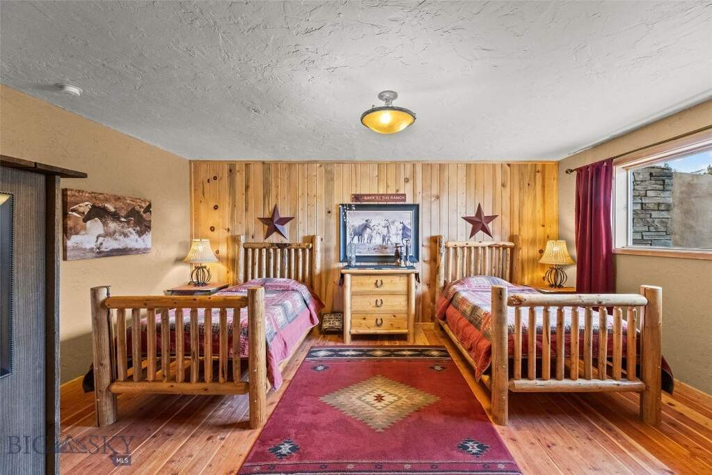 3 Bedroom Single Family Home/House's Image 54