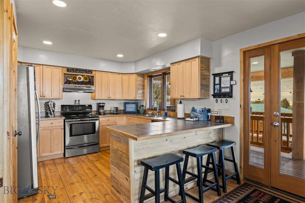 3 Bedroom Single Family Home/House's Image 12