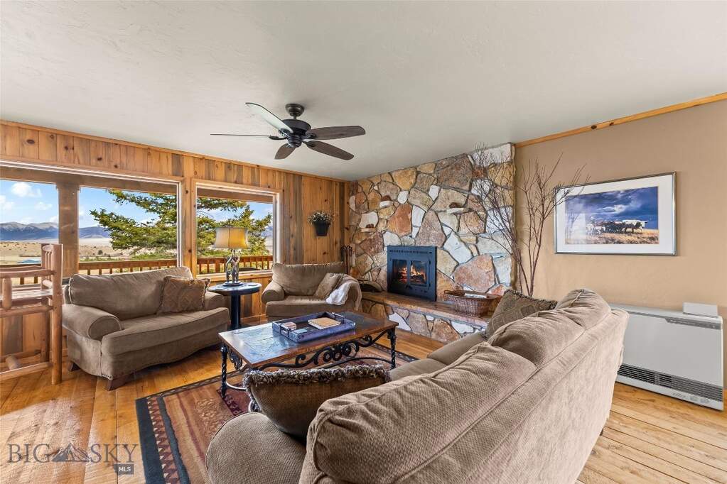 3 Bedroom Single Family Home/House's Image 18