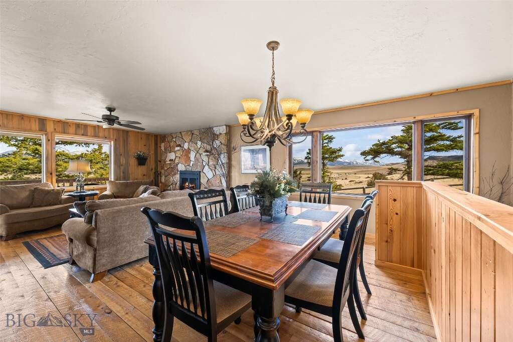 3 Bedroom Single Family Home/House's Image 25