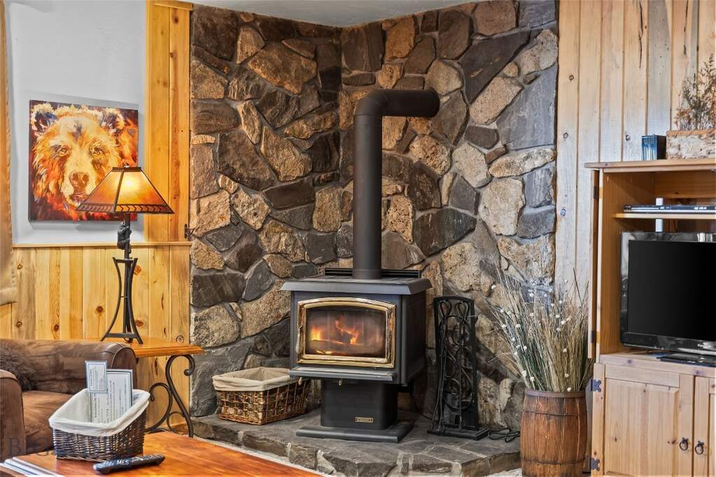 3 Bedroom Single Family Home/House's Image 70
