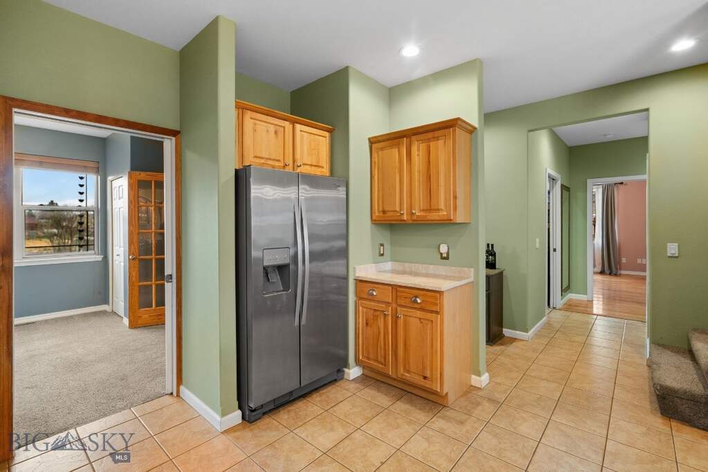 5 Bedroom Single Family Home/House's Image 24