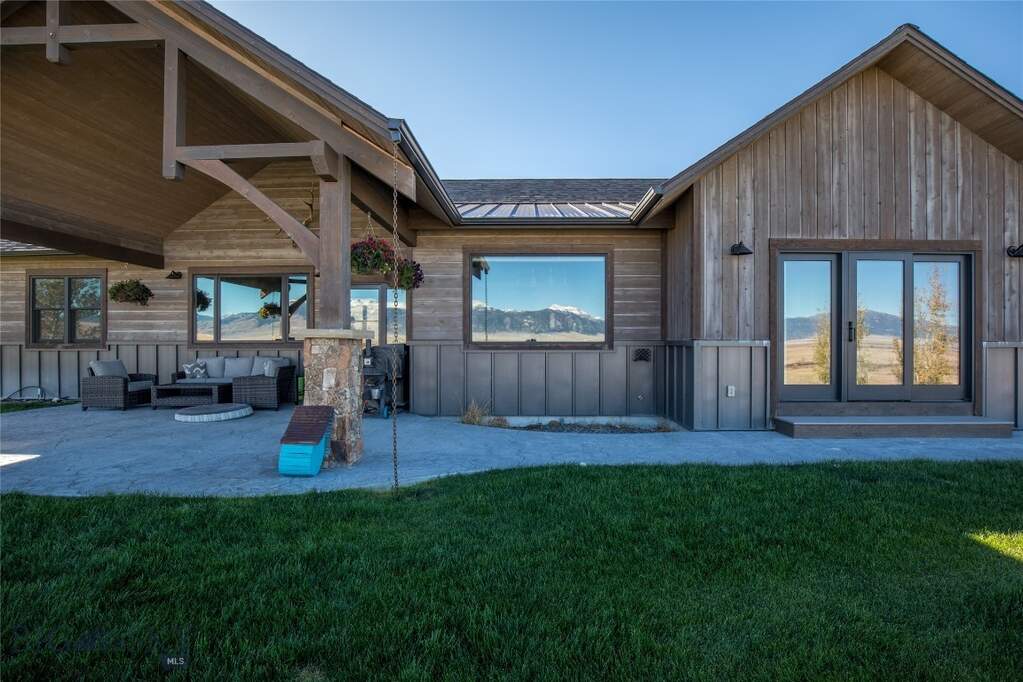 3 Bedroom Single Family Home/House's Image 35