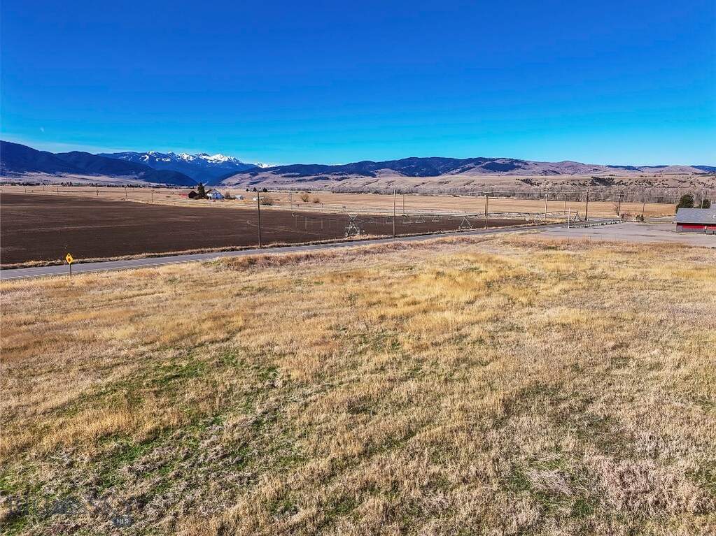Land/Vacant Land's Image 11