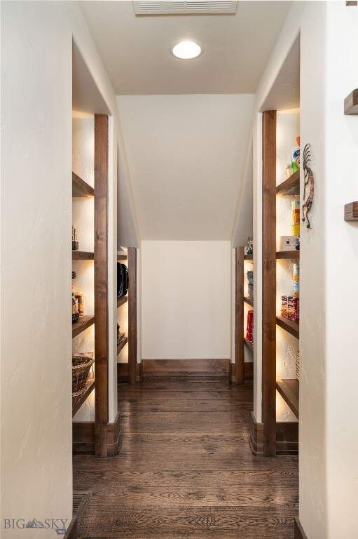 5 Bedroom Single Family Home/House's Image 15