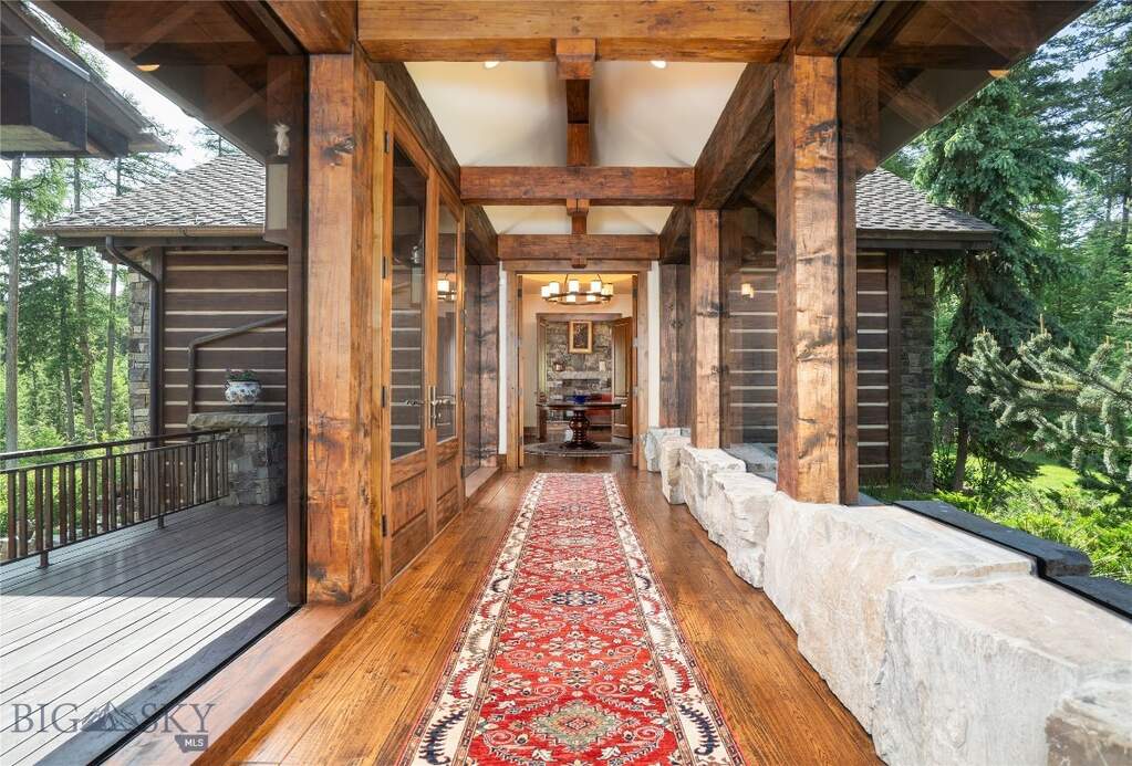 5 Bedroom Single Family Home/House's Image 18