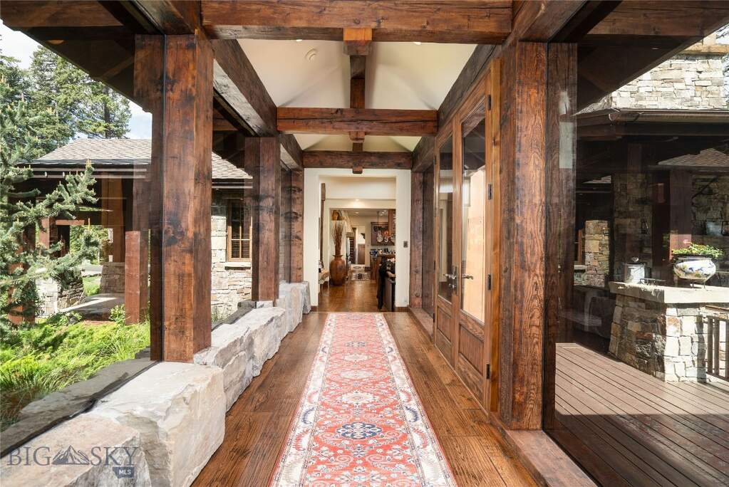 5 Bedroom Single Family Home/House's Image 30