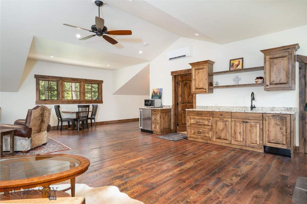 5 Bedroom Single Family Home/House's Image 69