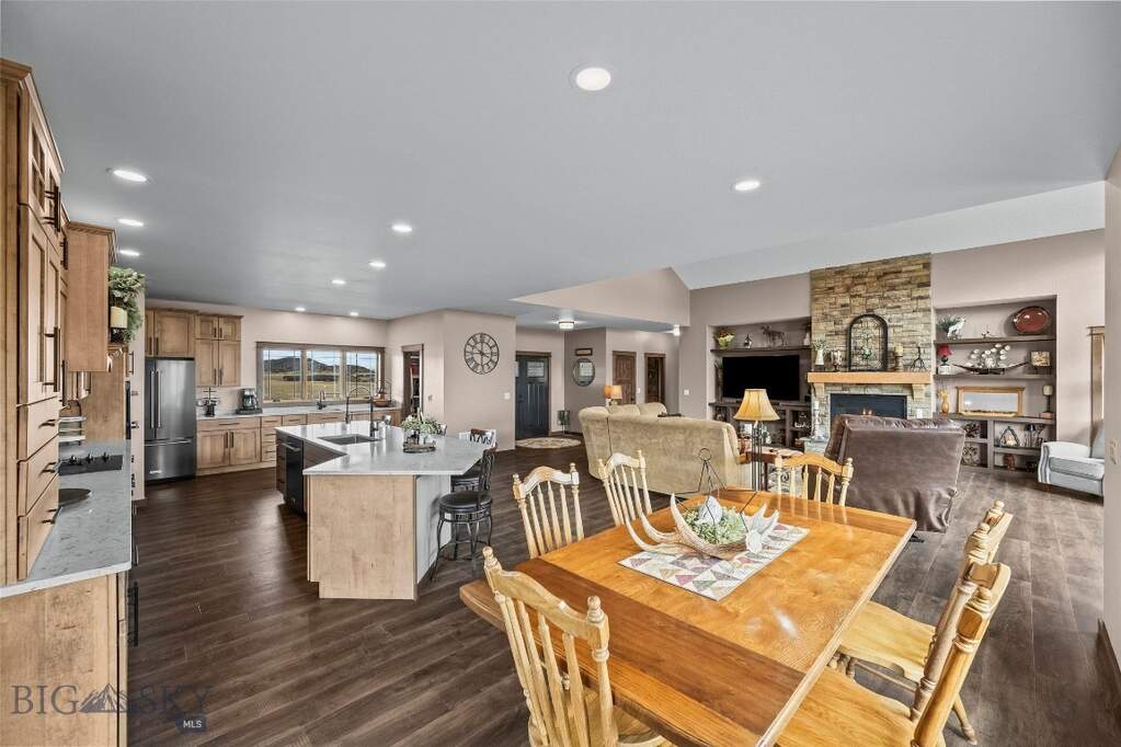 3 Bedroom Single Family Home/House's Image 21